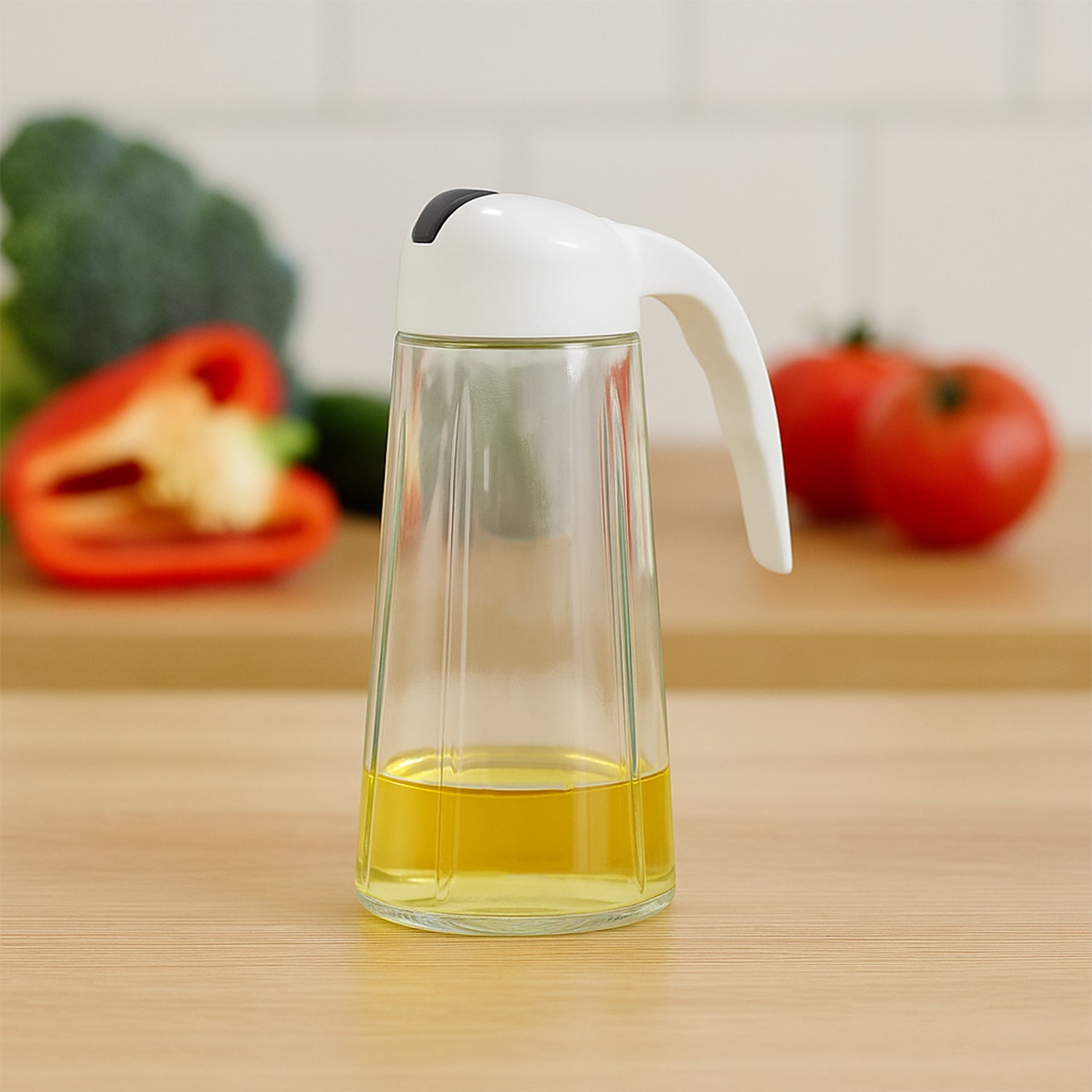 Kitchen Glass Oil Bottle Dispenser Automatic Opening Closing Home Bottles For Oil And Vinegar Honey Olive Oil Container (630ml) - Fynkkart